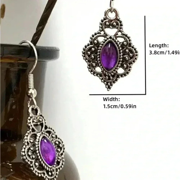 Purple Crystal Carved Dangle Earrings NIP - Picture 4 of 4